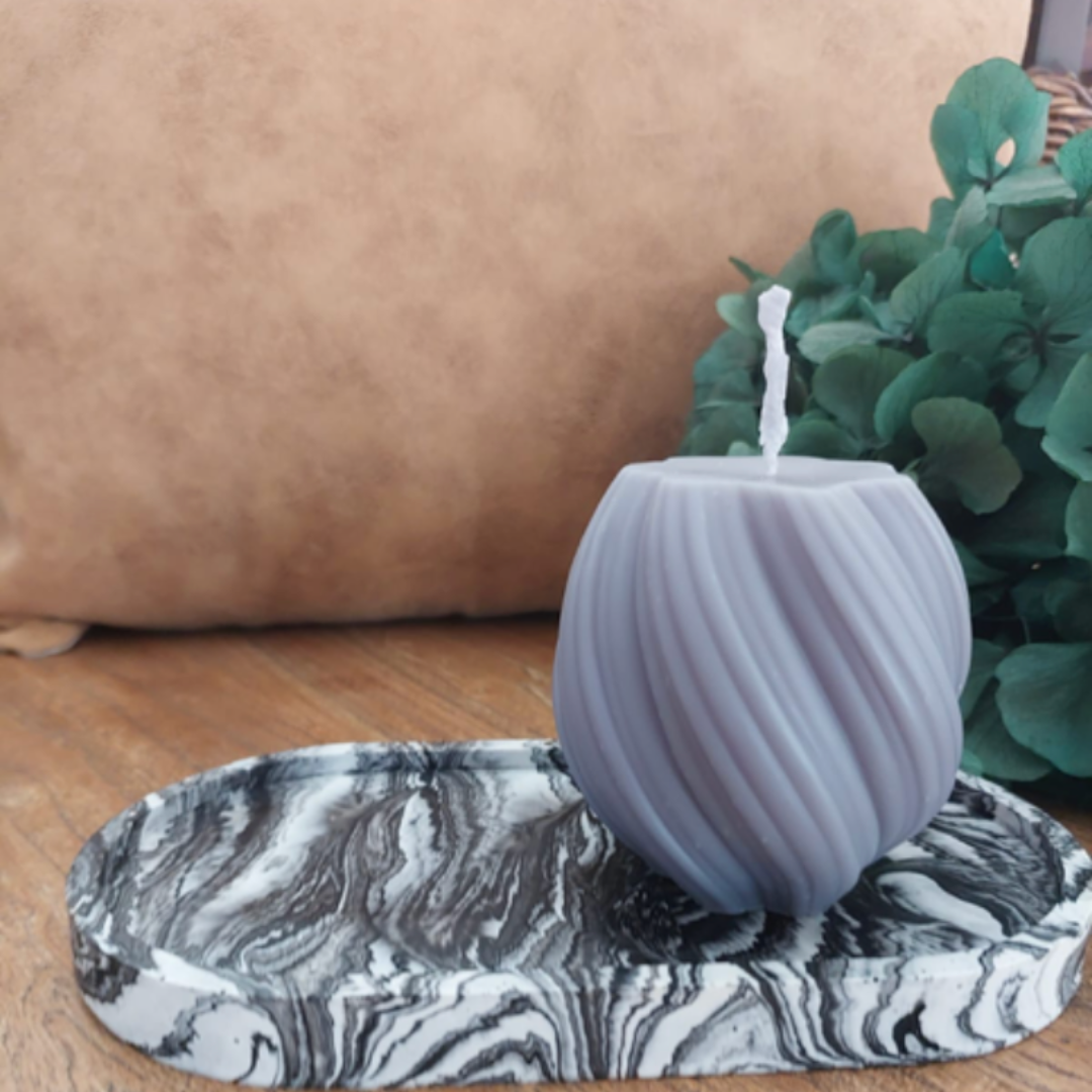 Wave Twist Candle